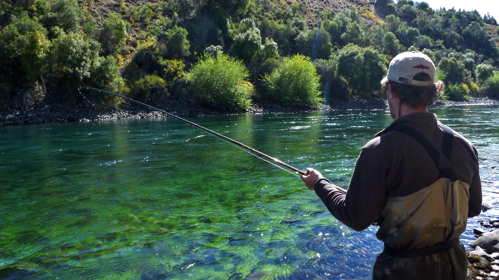 Limay river – Fishing machines in action! | Faraway Fly Fishing