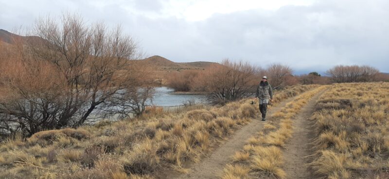Walking at Limay River